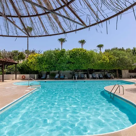 דירה Phaedrus Living Pyrgos Seaside Flat *