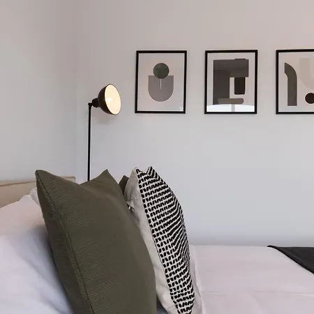 Phaedrus Living Pyrgos Seaside Flat לימסול